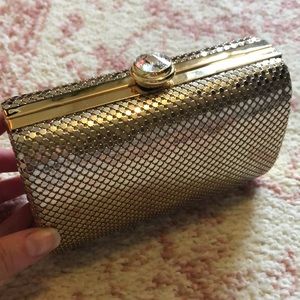 Gold mesh evening clutch w removable strap